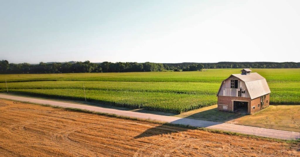 A Barn in Kansas: Homesteading in Kansas